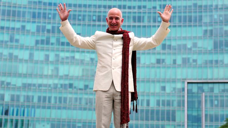 Um homem de US $ 142 bilhões, Bezos doou 0,07% de sua fortuna para aliviar a fome causada pela covid-19 - Abhishek N./Reuters